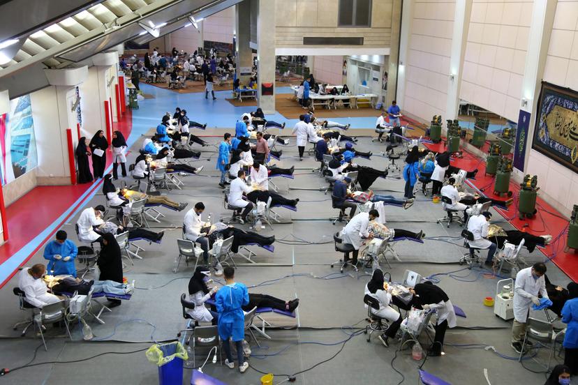 خدمت رسانی دندانپزشکان از سراسر کشور به زائران و مجاوران رضوی